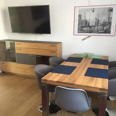 3-zimmer Bahnhofsnaehe Lägenhet *